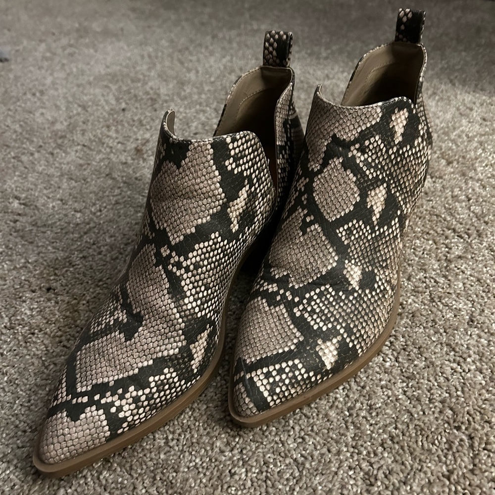 Women’s booties
